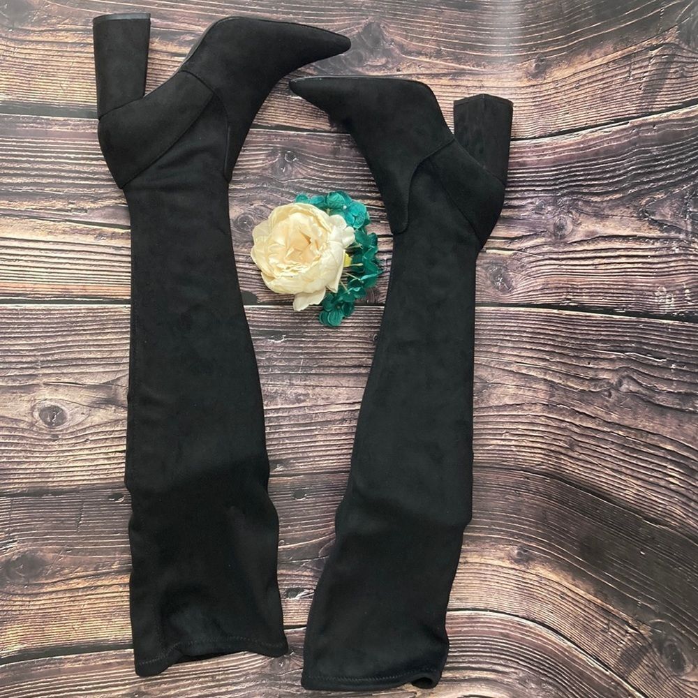 STEVE MADDEN Jacoby Black Over-The-Knee Boots 8.5M